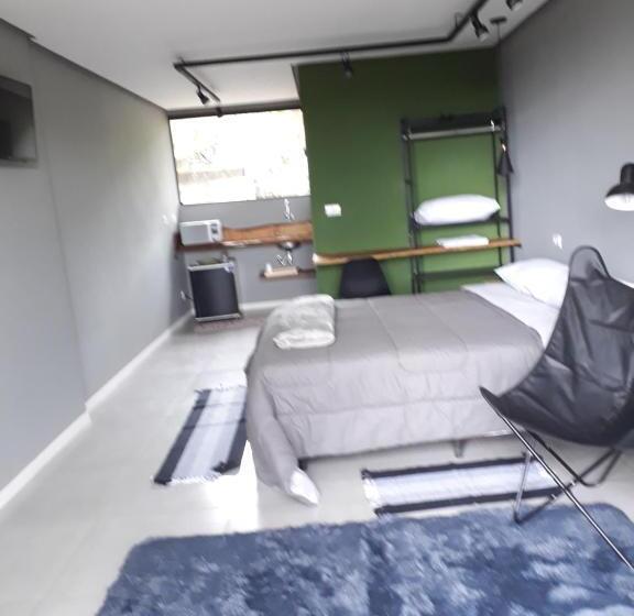 스탠다드 트리플 룸 풀장 전망, Rancho Dos Pássaros Amarelos