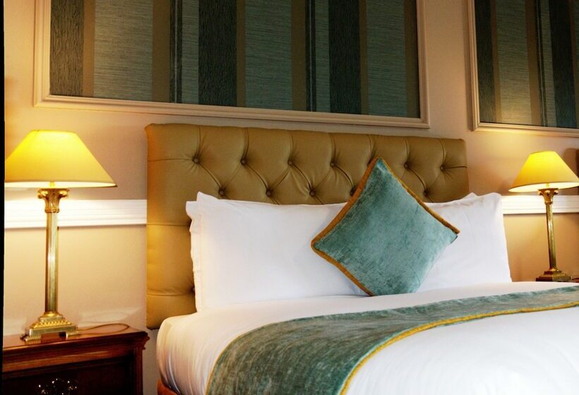 اتاق استاندارد یک نفره, Ashbourne Court