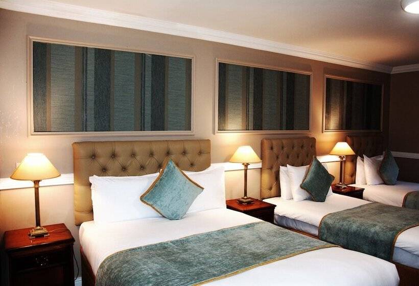 اتاق استاندارد سه نفره, Ashbourne Court