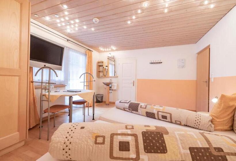 バルコニー付きスタンダードルーム, Landgasthof Sommerfeld