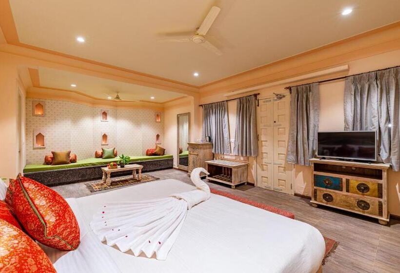 带大床的标准间, Anand Bagh Resort & Spa By Ananta