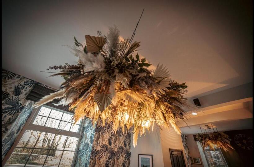 Семейный Номер Deluxe, Ensuite Bed And Breakfast Rooms At The Ring Pub