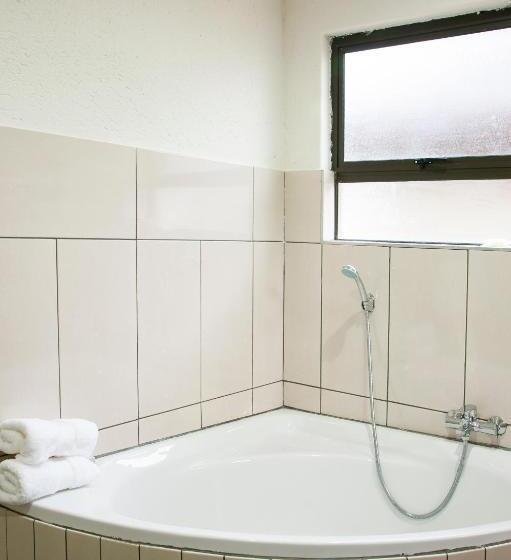 Номер Deluxe, Bongan Safari Lodge