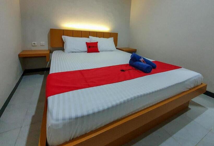 标准间, Reddoorz Syariah Near Solo Paragon Mall 2