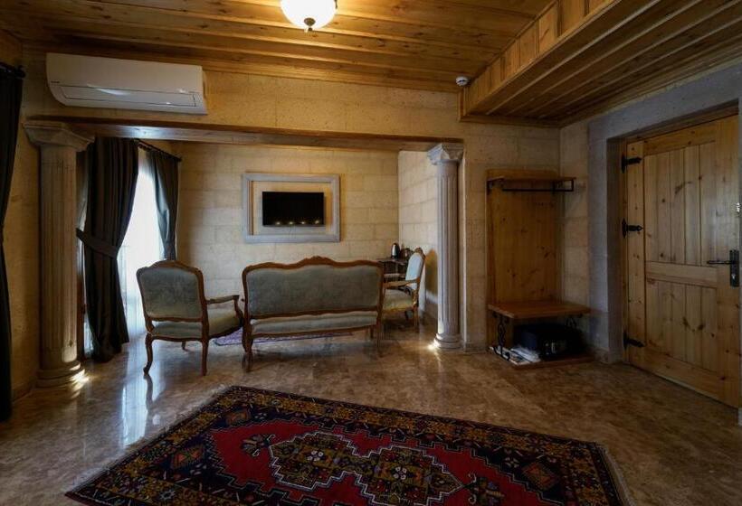 سوییت جونیور با بالکن, Cratus Stone Palace