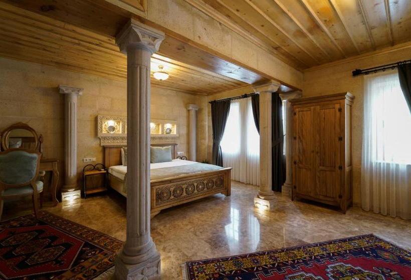 سوییت جونیور با بالکن, Cratus Stone Palace