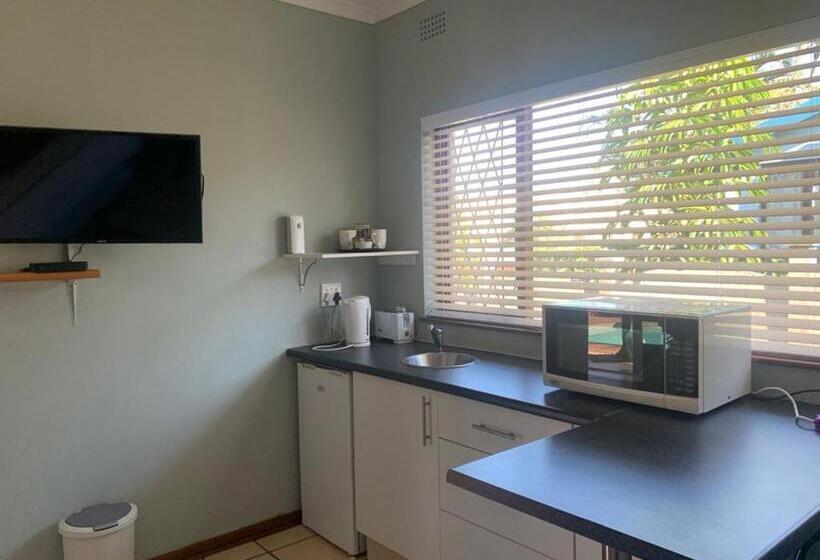 اتاق استاندارد, Nonisands Guesthouse
