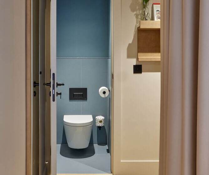 Студия Стандарт, Buckle Street Studios By Locke, Aldgate
