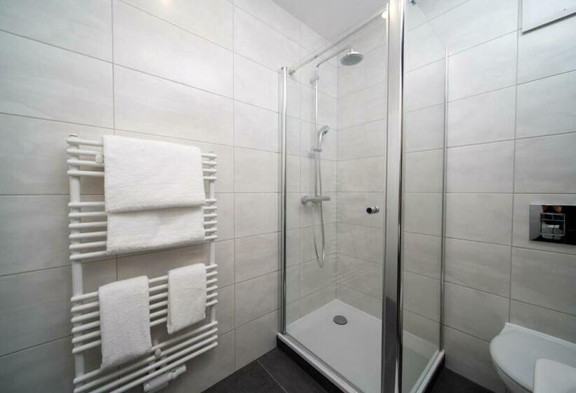 اتاق لوکس, Emily Hotel Leipzig Neue Messe
