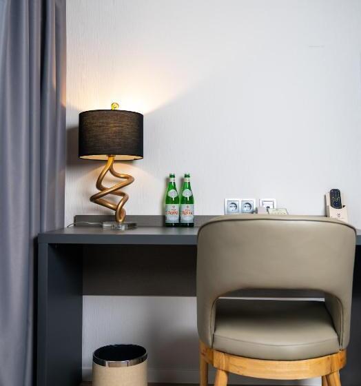 اتاق لوکس, Emily Hotel Leipzig Neue Messe