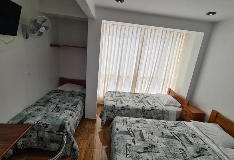 اتاق راحتی سه تخته, Hospedaje Lunita