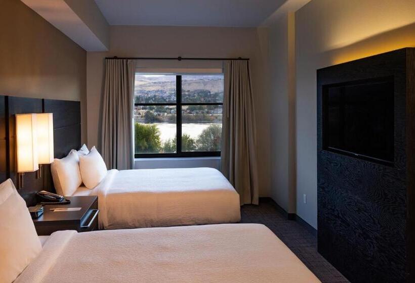 Standard studio with river view, Residence Inn By Marriott Wenatchee