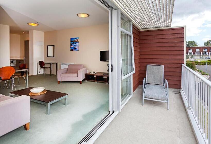 Апартаменты 1 Спальня с Балконом, Beachside Resort Motel Whitianga