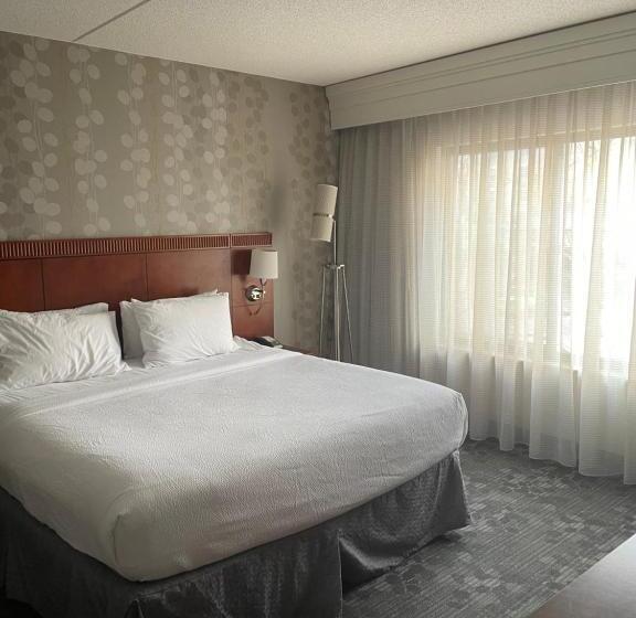 Люкс Кровать Кинг, Courtyard By Marriott Gettysburg
