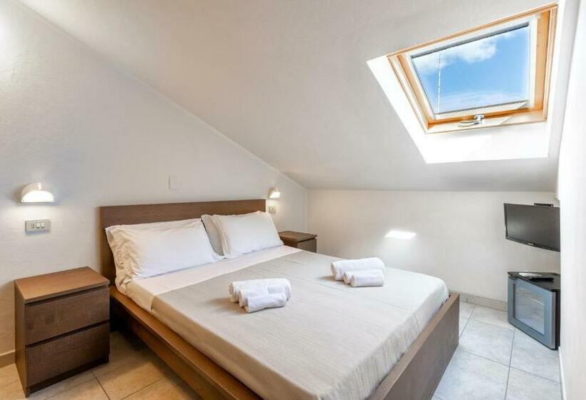 Номер Economy, Edelweiss Riccione