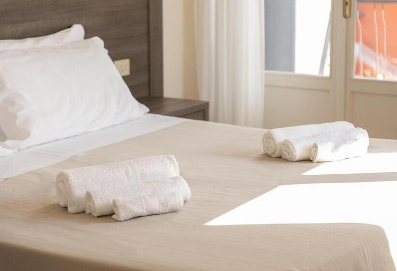 Номер Стандарт с Балконом, Edelweiss Riccione