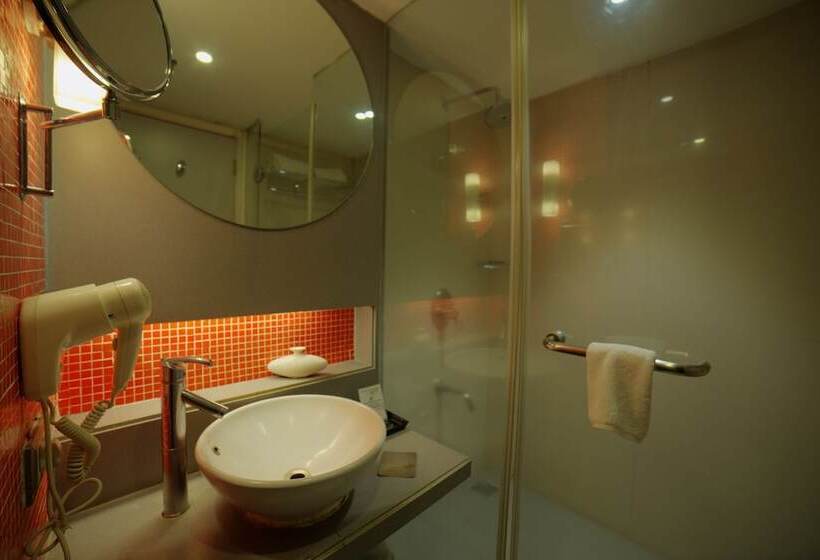 اتاق سوپریور, Goldfinch Hotel Mangalore