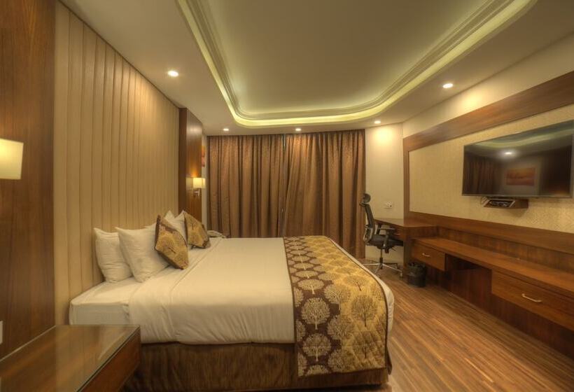 سوییت اجرایی, Goldfinch Hotel Mangalore