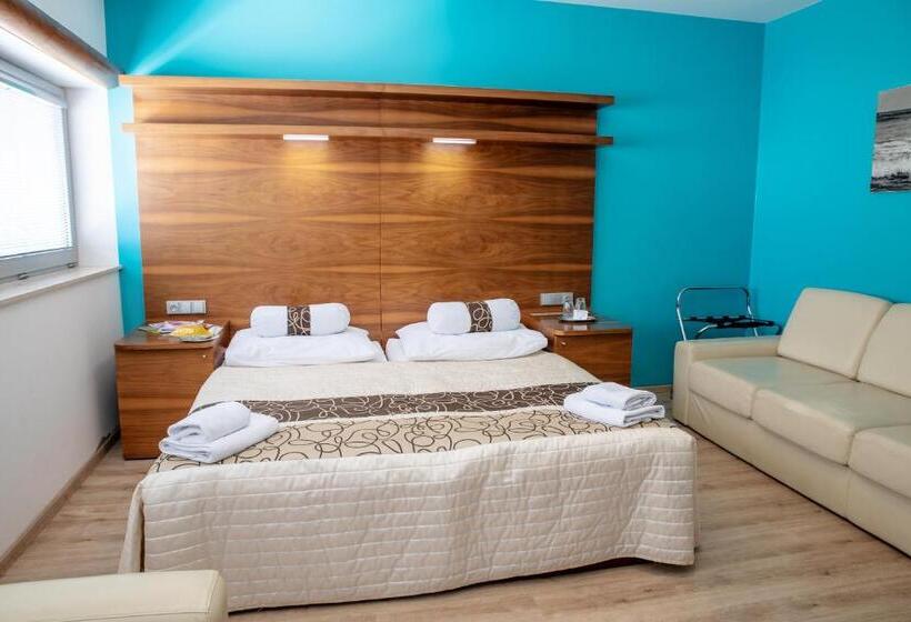 Cabana Deluxe, Restaurant & Design Hotel Noem Arch