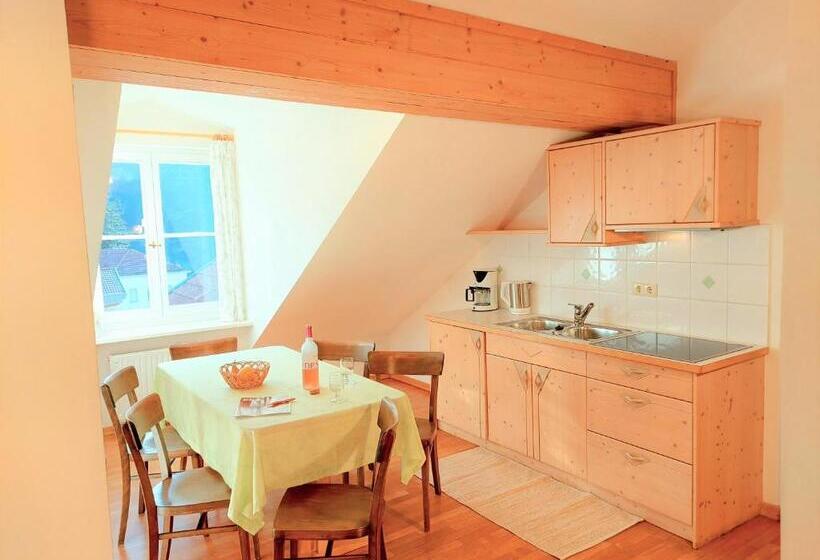آپارتمان 2 خوابه, Residence Zum Theater
