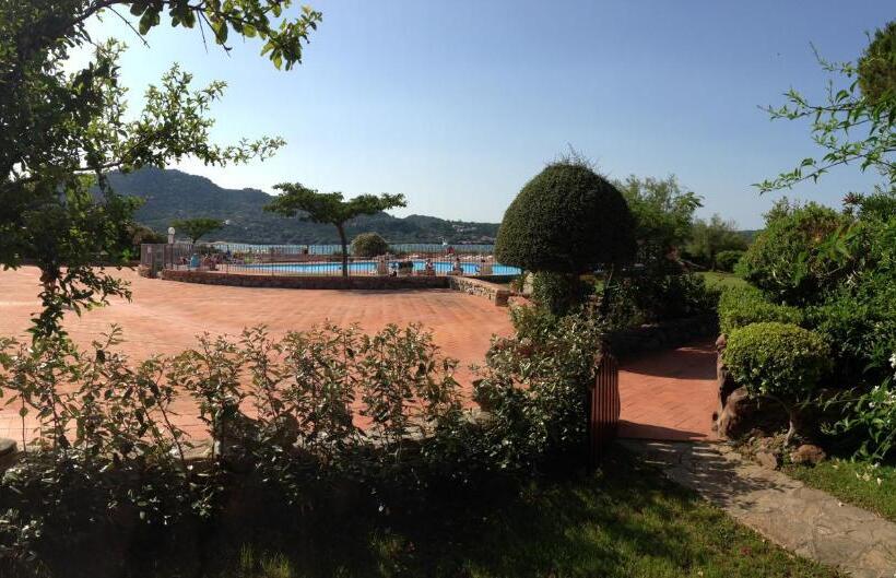 آپارتمان 1 خوابه همکف, Sardegna Beach Cala Reale