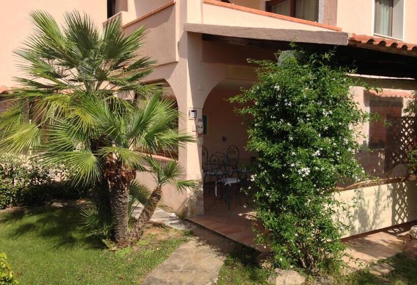 آپارتمان 1 خوابه همکف, Sardegna Beach Cala Reale