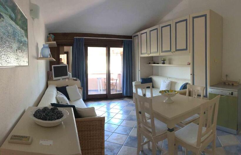 استودیوی سوپریور, Sardegna Beach Cala Reale