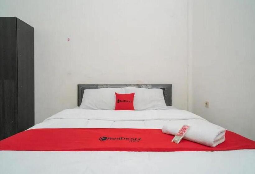 اتاق اکونومی, Reddoorz Syariah Near Syamsudin Noor Airport 4