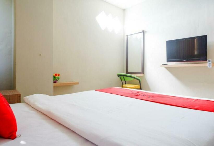 Номер Стандарт, Reddoorz Plus Near Rsud Majalengka