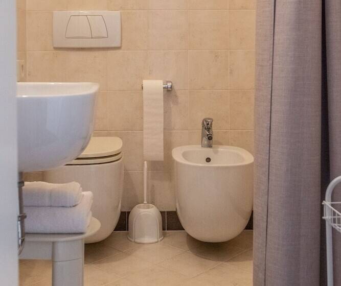 Quarto Economy, Villa Arizona