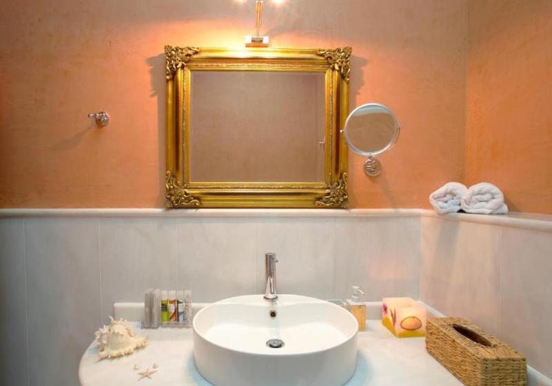 سوییت جونیور, Casa Moazzo Suites And Apartments