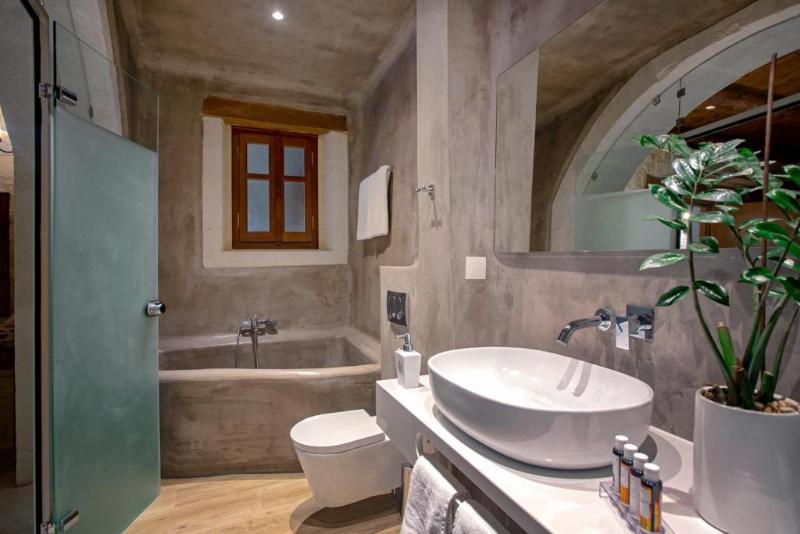 سوییت جونیور, Casa Moazzo Suites And Apartments