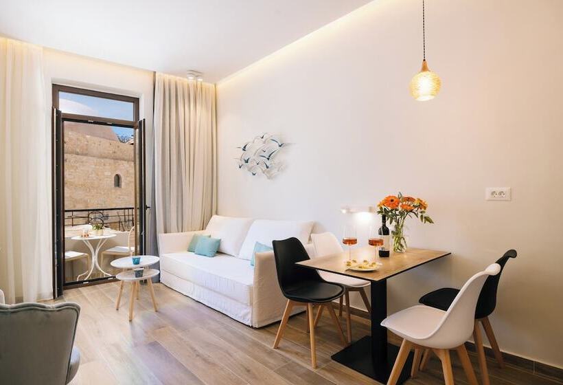 سوییت جونیور, Casa Moazzo Suites And Apartments