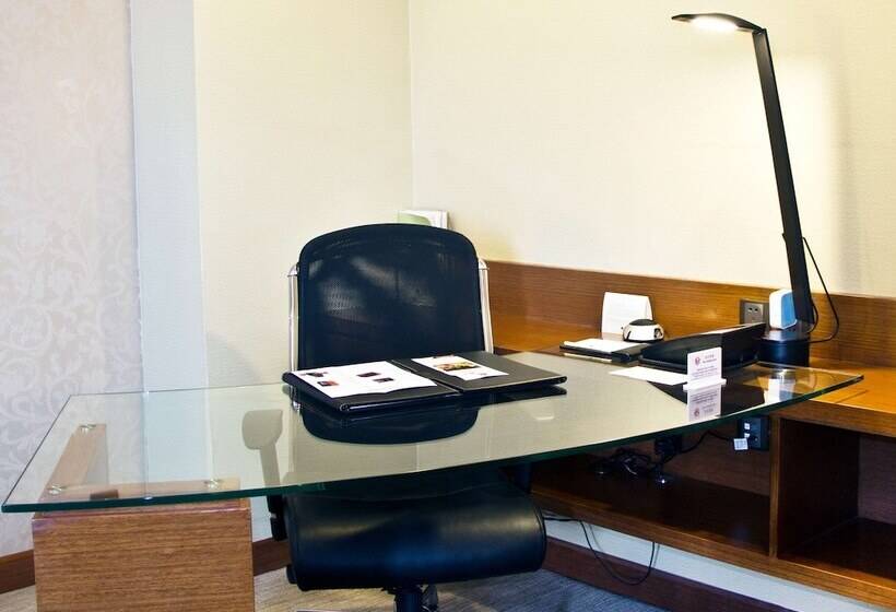 Номер Executive, Doubletree By Hilton Hotel Shenyang