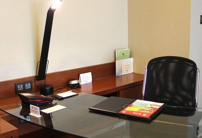 Люкс Повышенной Комфортности, Doubletree By Hilton Hotel Shenyang
