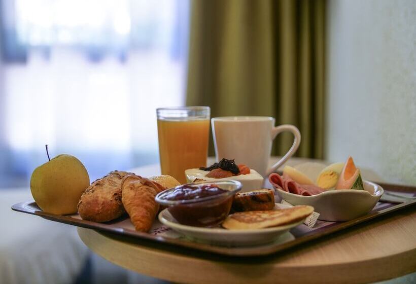 Номер Стандарт, Inn Chambery