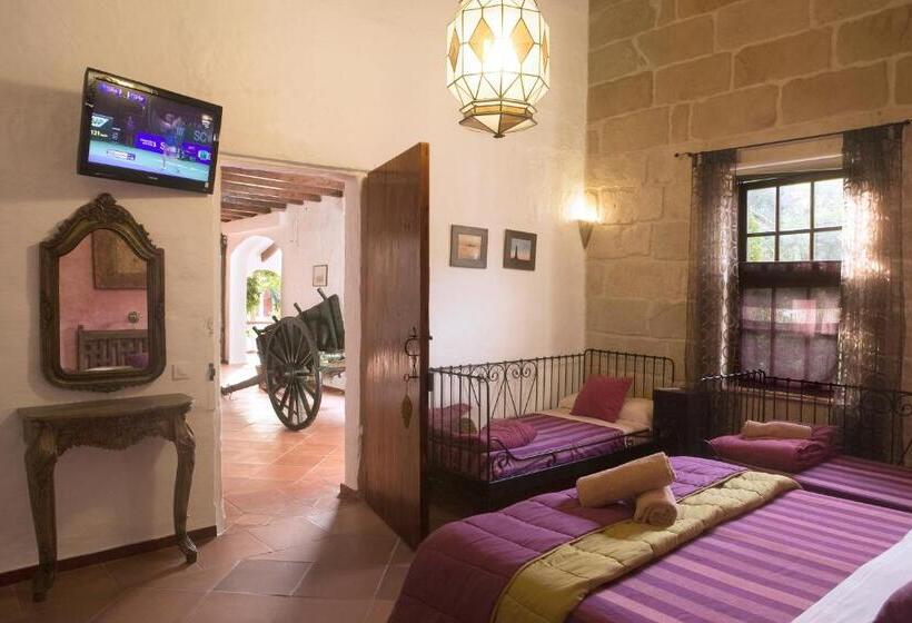 Четырехместный Номер Стандарт, Agroturismo Matxani Gran