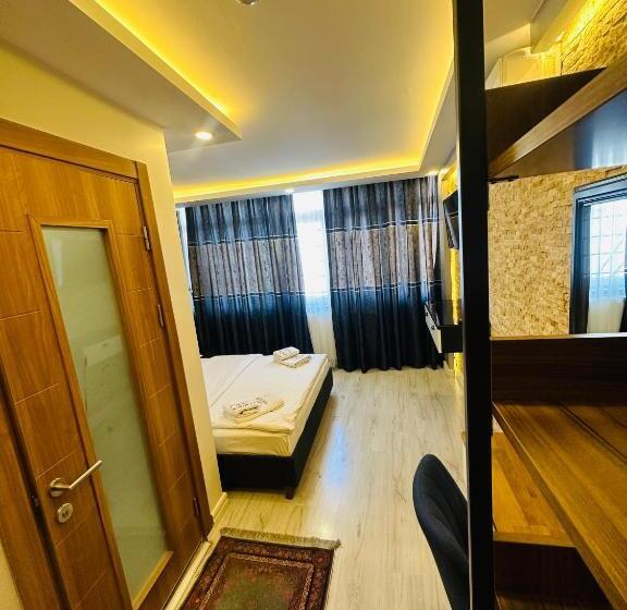 اتاق استاندارد, Sirkeci Quietness