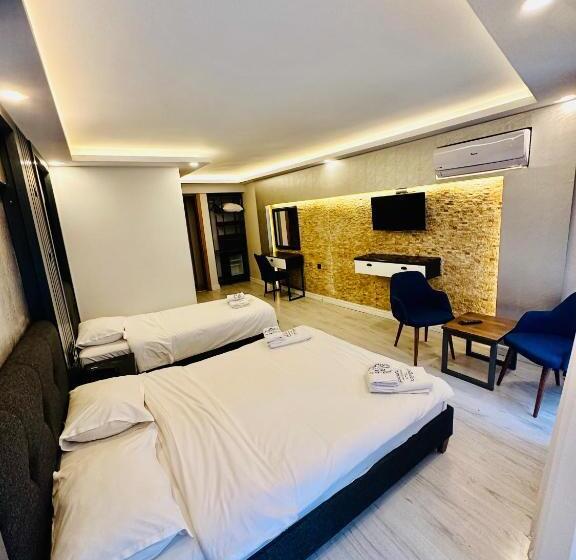 اتاق استاندارد سه نفره, Sirkeci Quietness