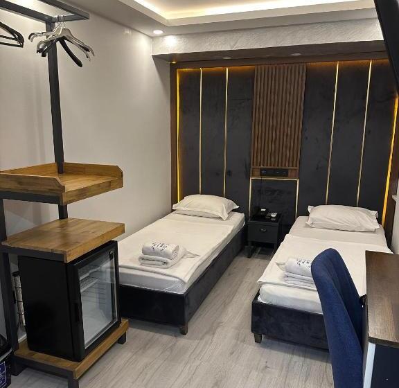 اتاق اکونومی, Sirkeci Quietness
