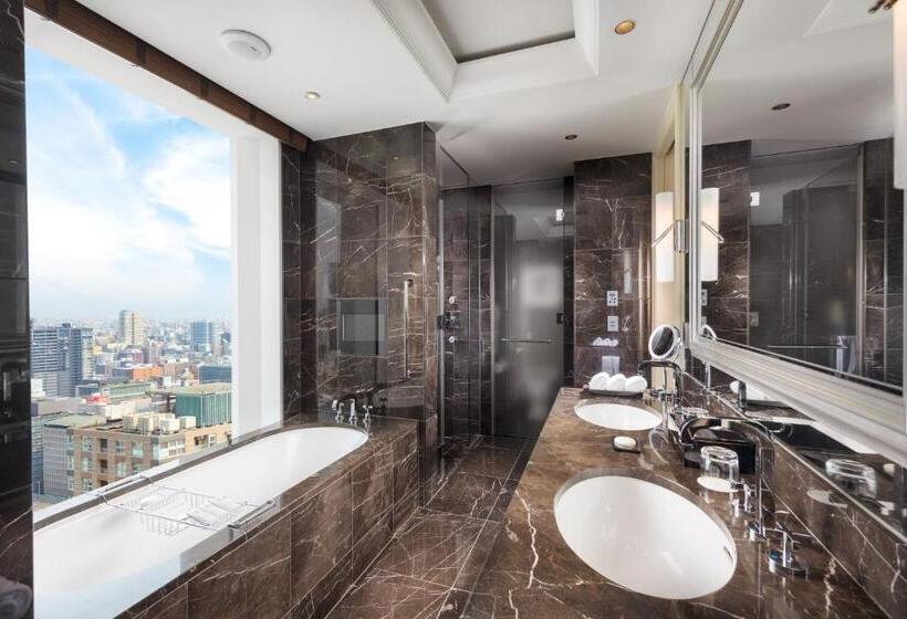 سوئیت با تخت بزرگ, St. Regis Osaka