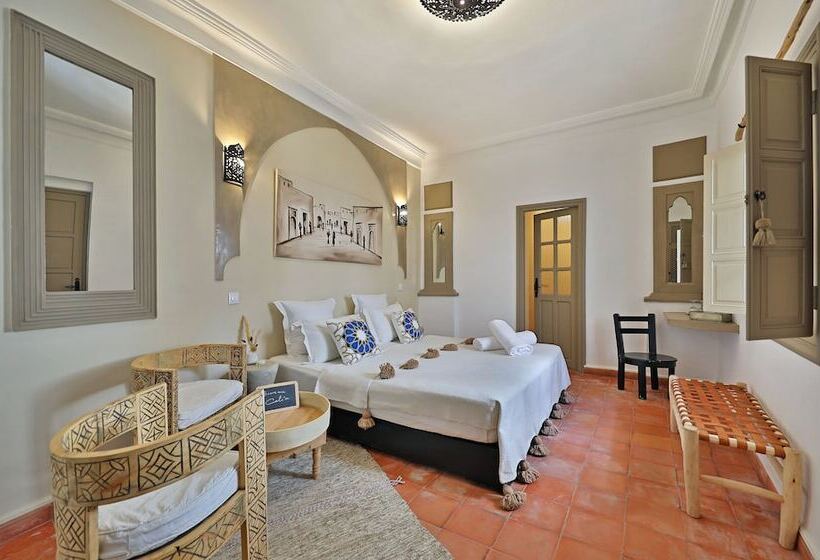 اتاق سوپریور, Riad Al Badia
