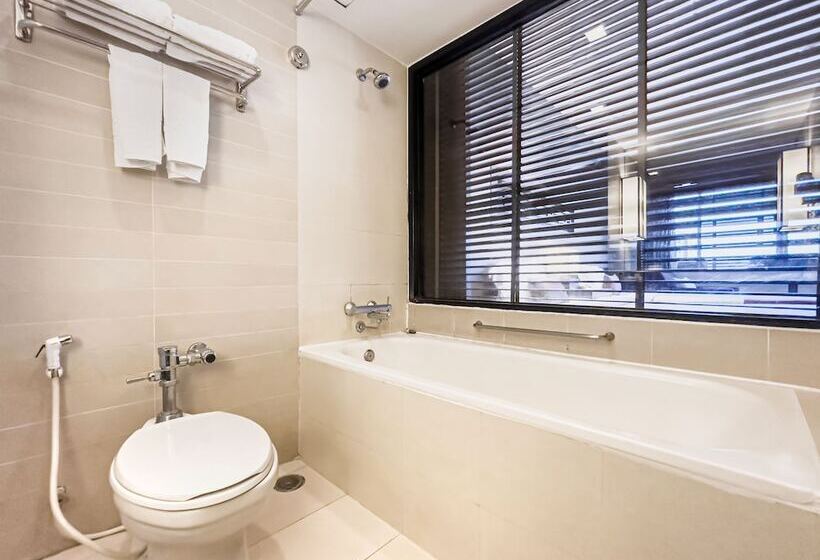 Quarto Superior, Aone Bangkok