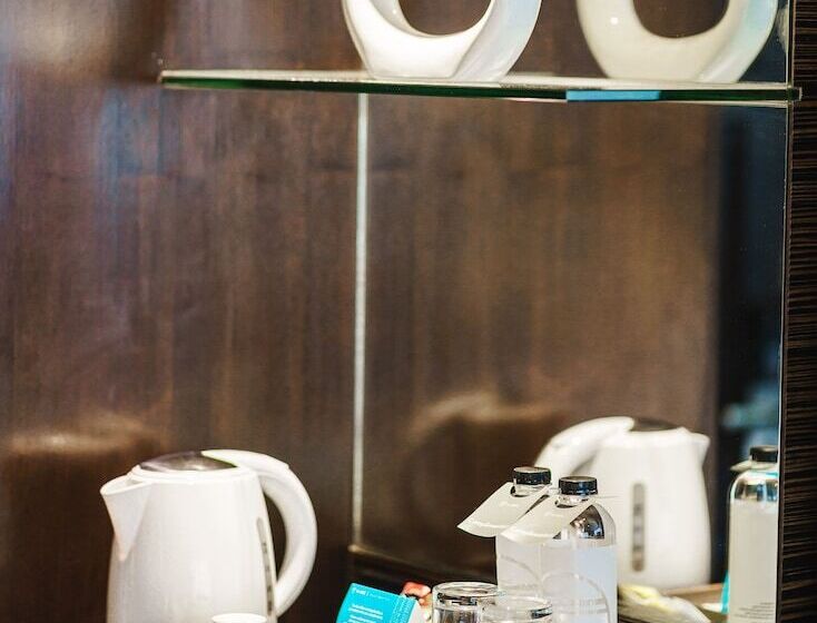Quarto Executivo, Aone Bangkok