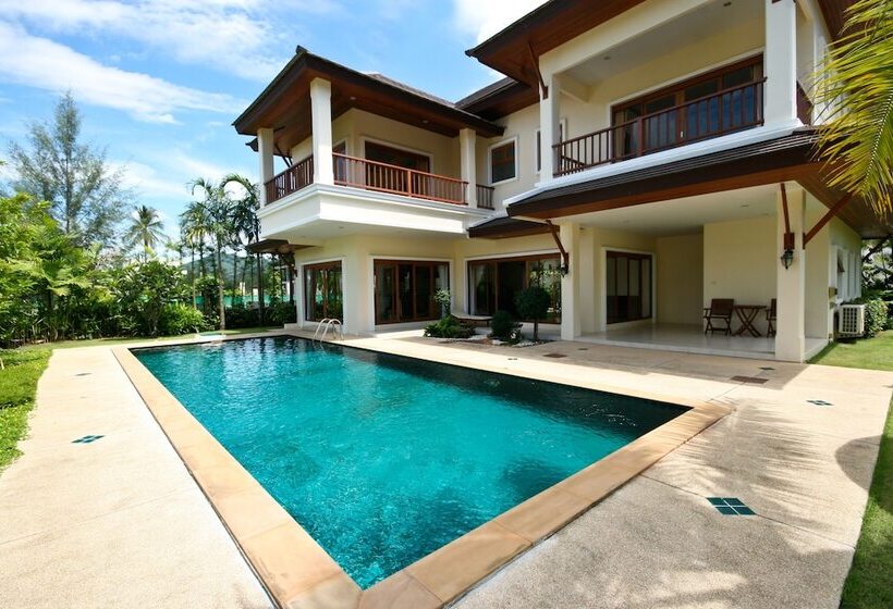 Вилла 3 Спальни с Бассейном, Bangtao Tropical Residence Resort & Spa