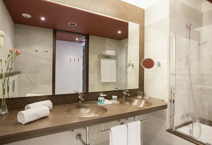 اتاق خانوادگی, Hipotels Gran Conil & Spa