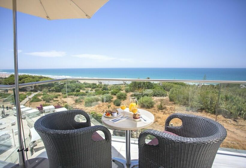 اتاق استاندارد با چشم‌انداز دریا, Hipotels Gran Conil & Spa