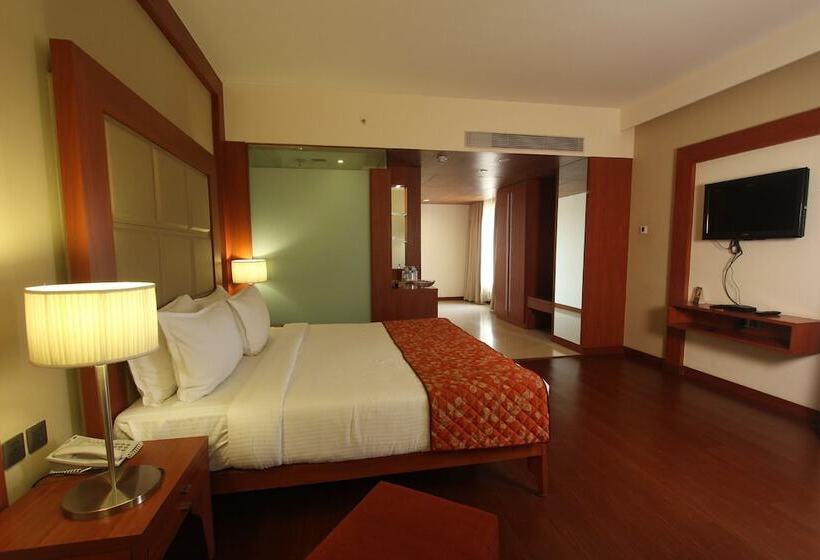 اتاق کلاب, The Cambay Grand
