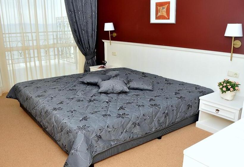 Люкс Вид на Море, Festa Pomorie Resort
