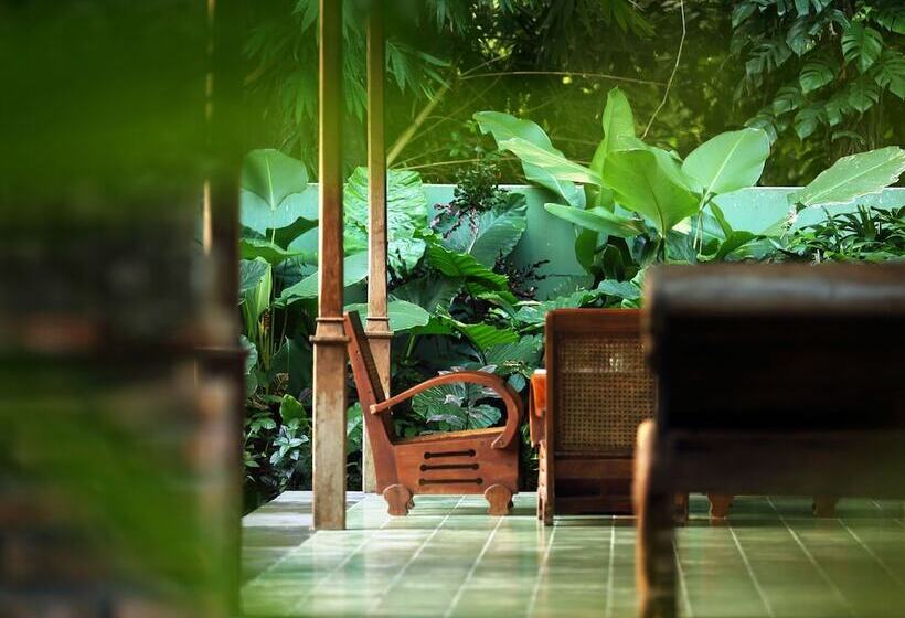 Вилла с 1 спальней и бассейном, Villa Canggu By Plataran